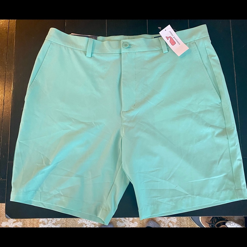 Vineyard Vines Classics Fit 8” Breaker Short